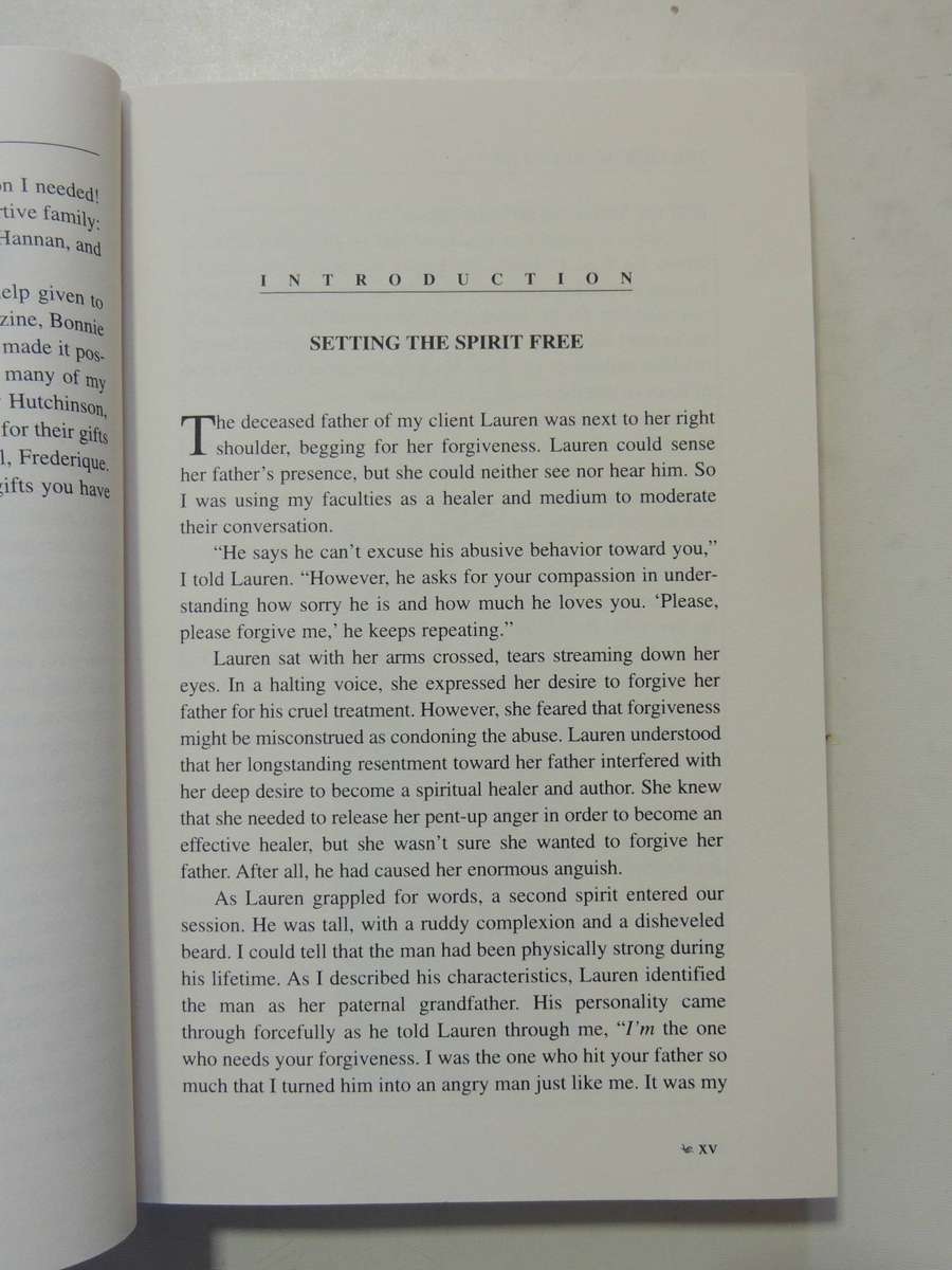 The Lightworker's Way: Awakening Your Spiritual Power To Know And Heal - Doreen Virtue, Ph.D.
