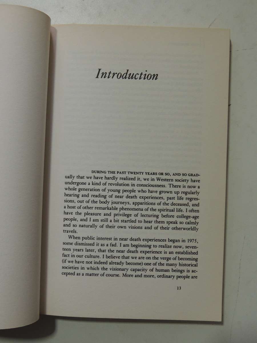 Through Time Into Healing: How Past Life Regression Therapy Can Heal Mind, Body & Soul - Brian Weiss