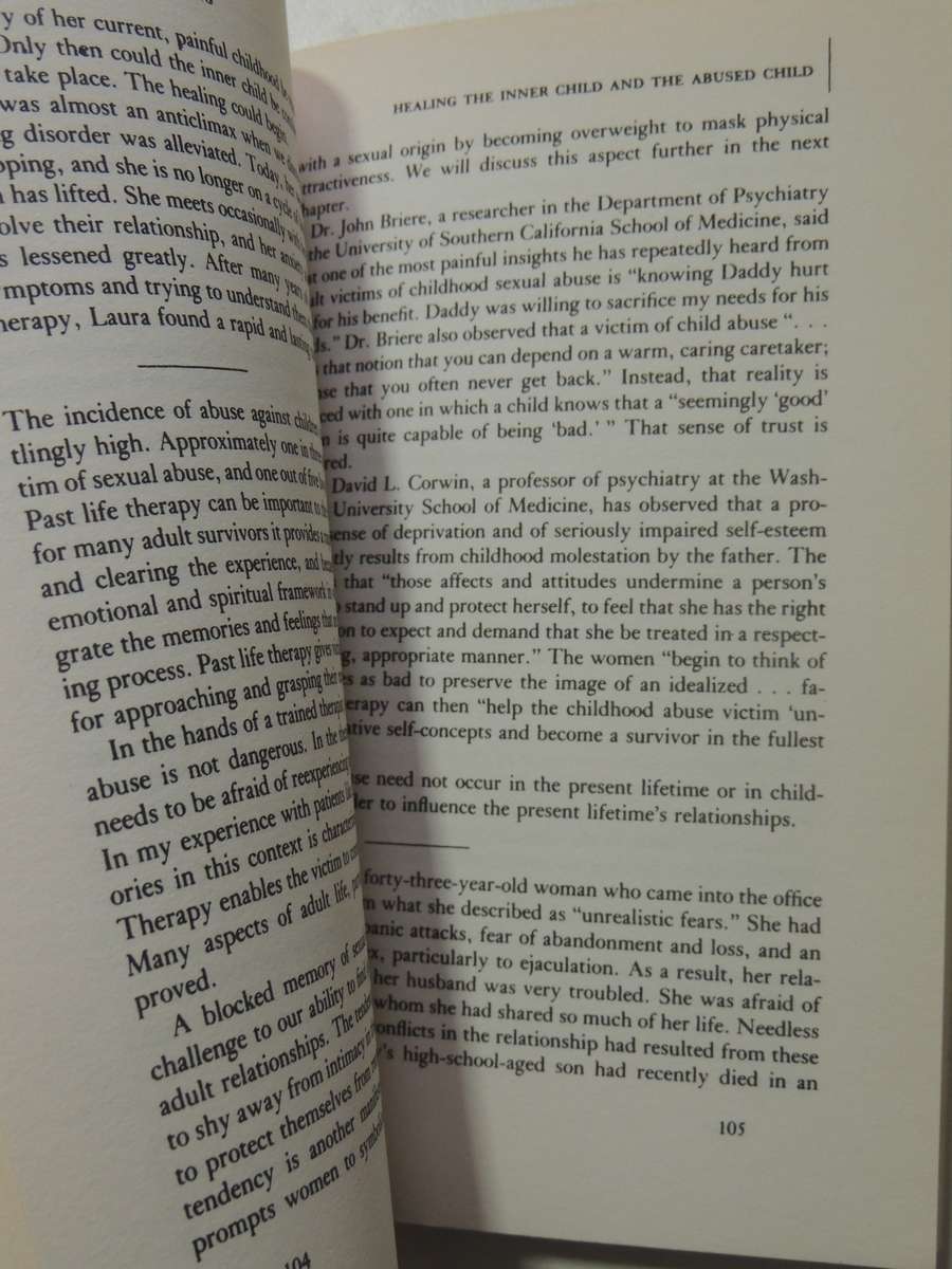 Through Time Into Healing: How Past Life Regression Therapy Can Heal Mind, Body & Soul - Brian Weiss