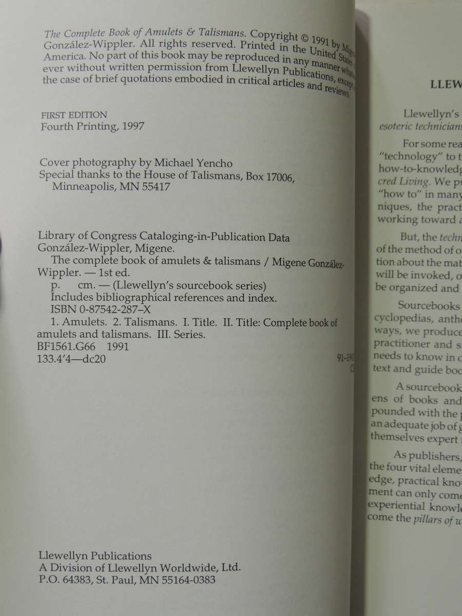 The Complete Book of Amulets and Talismans - Migene Gonzalez-Wippler