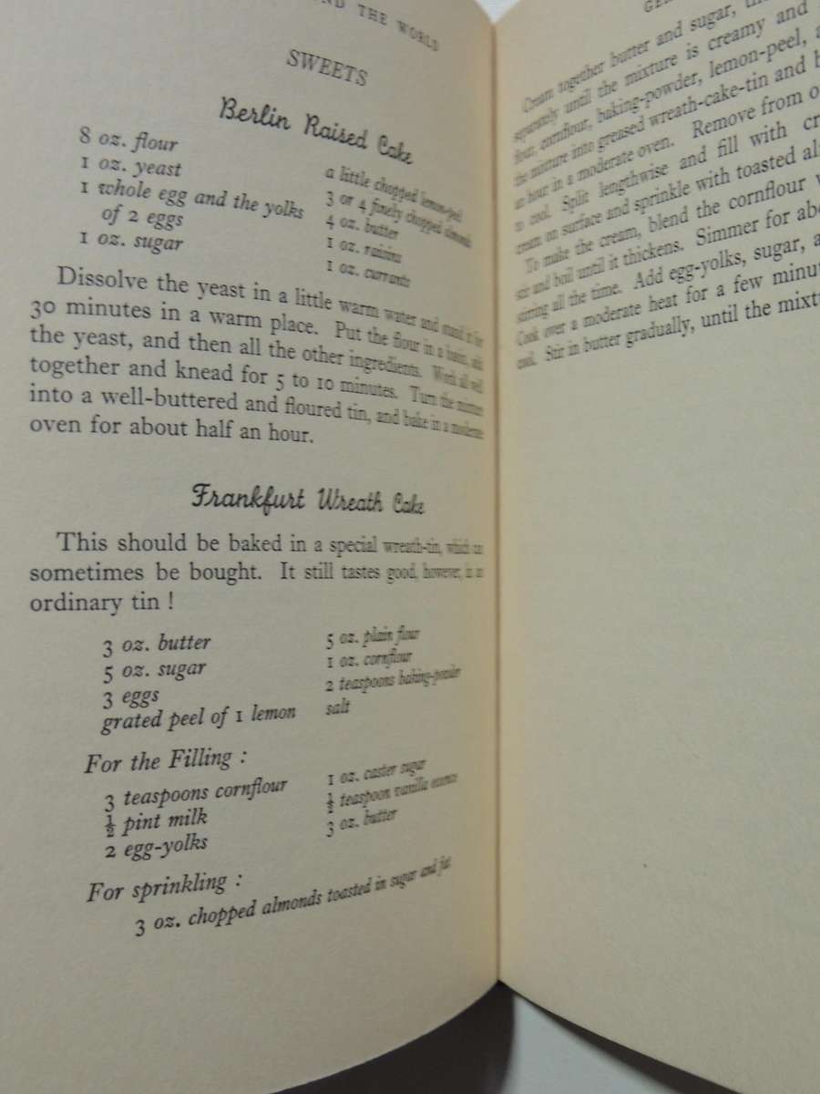 Recipes Around The World (1956)- Joyce Muriel