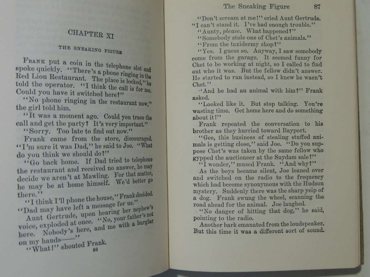 The Short-Wave Mystery - Franklin W. Dixon   Circa 1950s