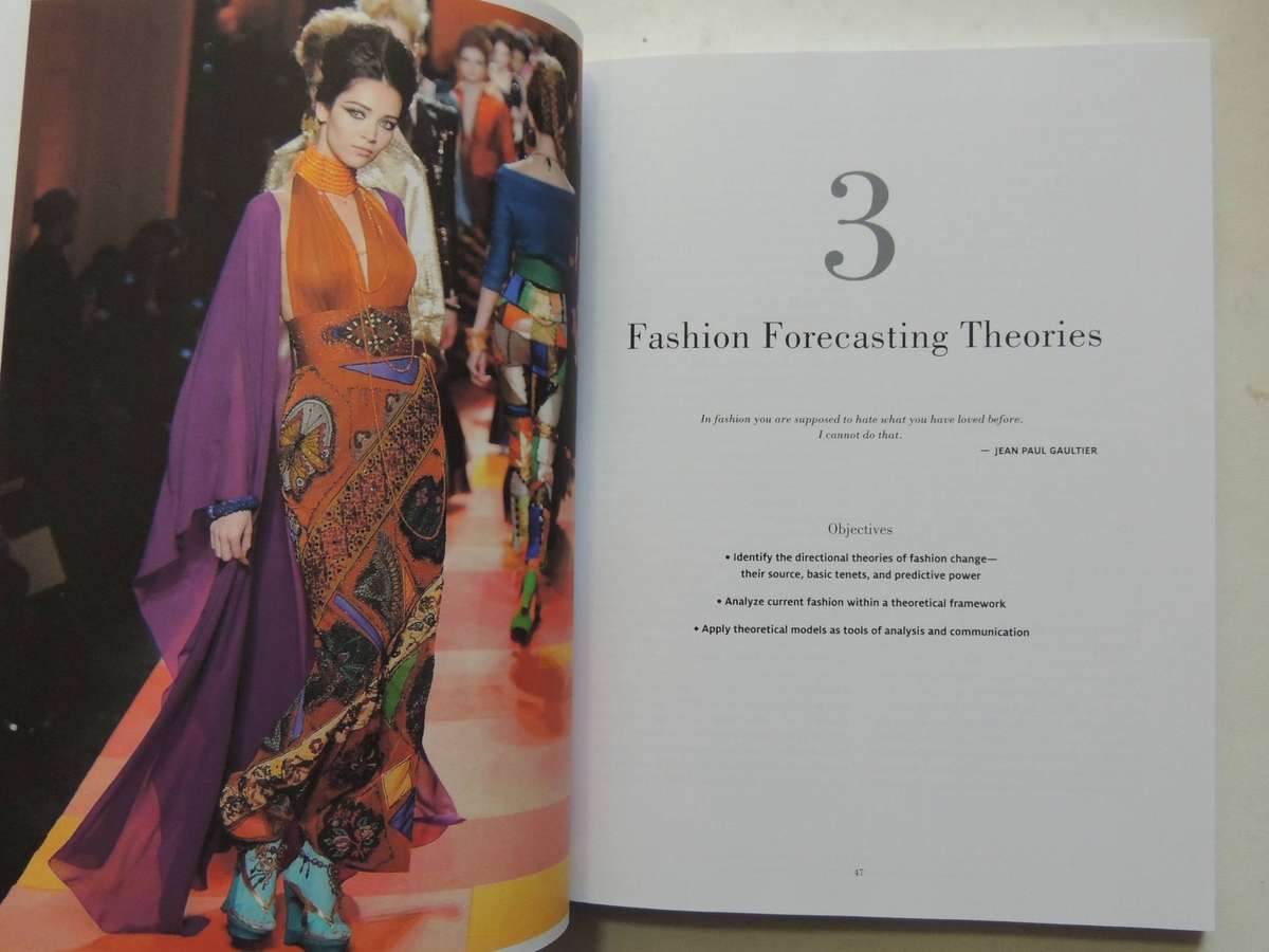 Fashion Forecasting (5th Edition) - Lorynn Divita
