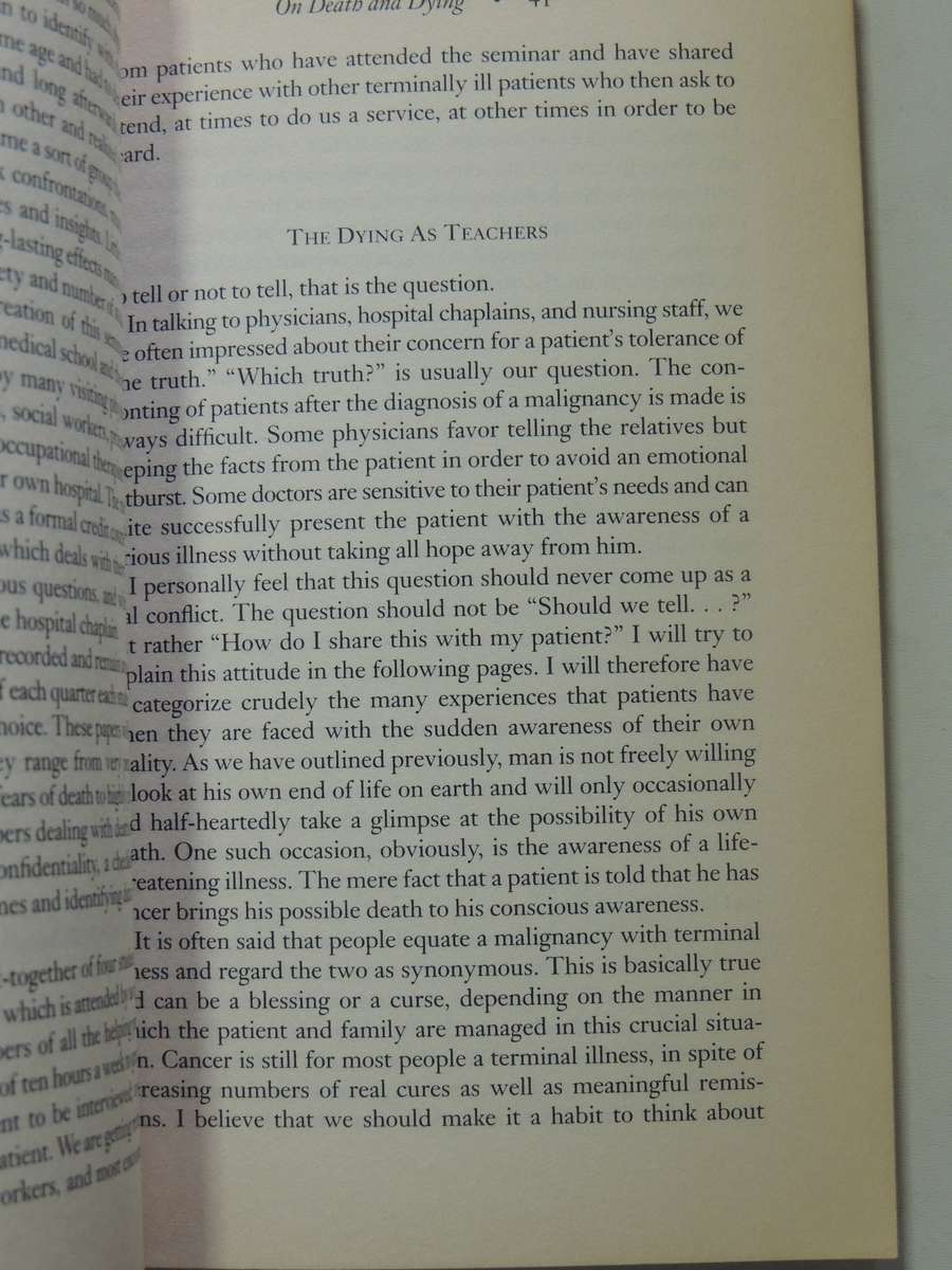 On Death And Dying - Elisabeth Kubler-Ross M.D.