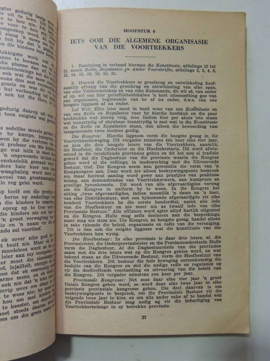 Handleiding Van Offisiere Van Die Voortrekkers (1953 Uitgawe)