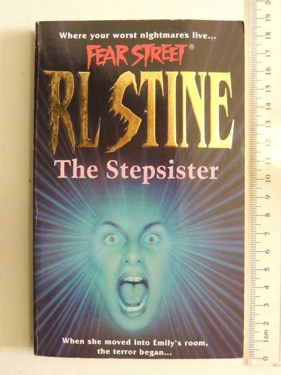 Fear Street: The Stepsister - R.L. Stine