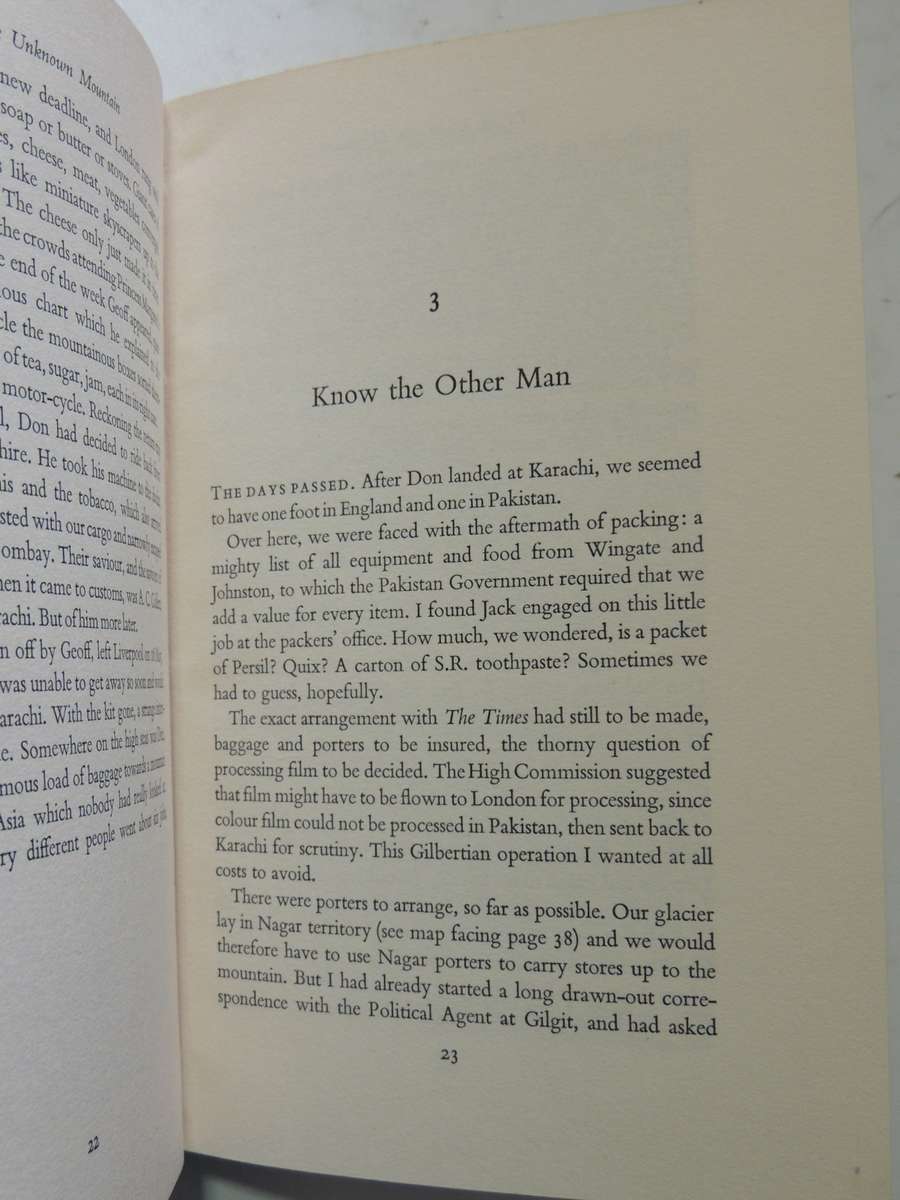 To The Unknown Mountain: Ascent Of An Unexplored Twenty-Five Thousander In Karakoram - Wilfred Noyce