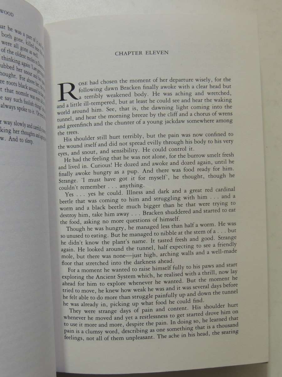 Duncton Wood - William Horwood  FIRST EDITION 1980