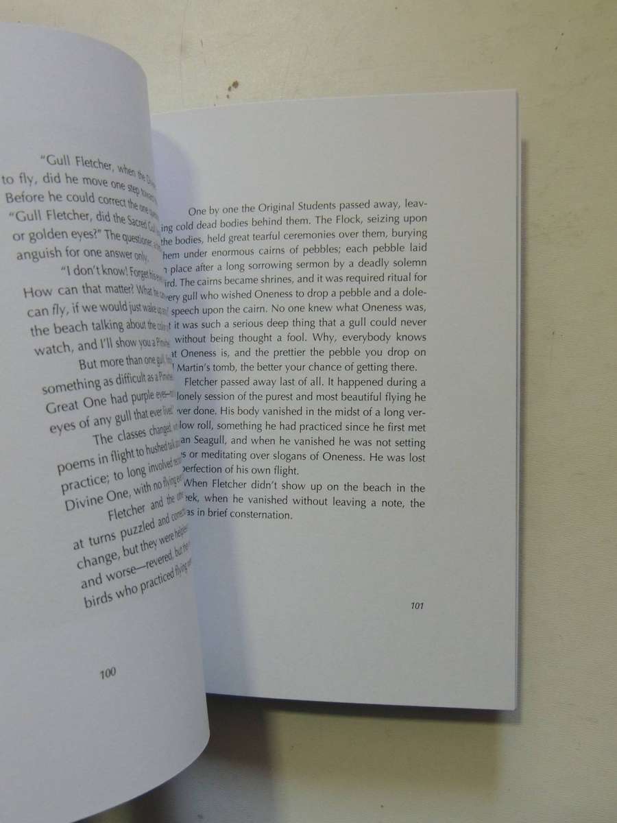 Jonathan Livingston Seagull: A Story The Complete Edition Includes The Rediscovered Part Four R Bach