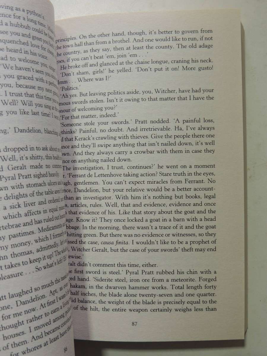 The Witcher Book 8:   Season Of Storms - Andrzej Sapkowski