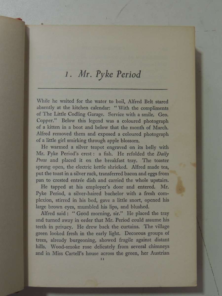 Hand In Glove - Ngaio Marsh   1st Edition