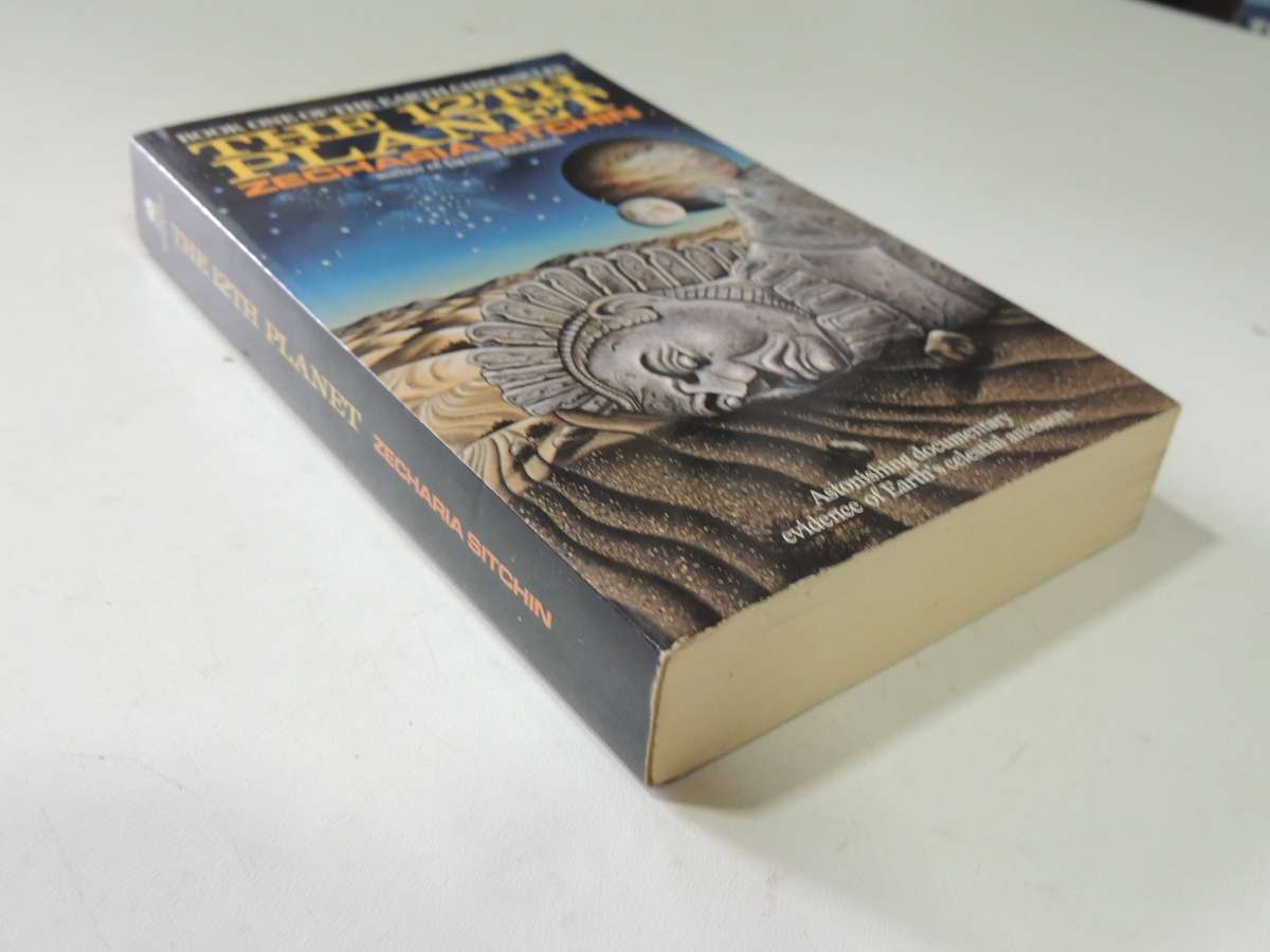 The 12th Planet,  Book 1 of The Earth Chronicles - Zecharia Sitchin