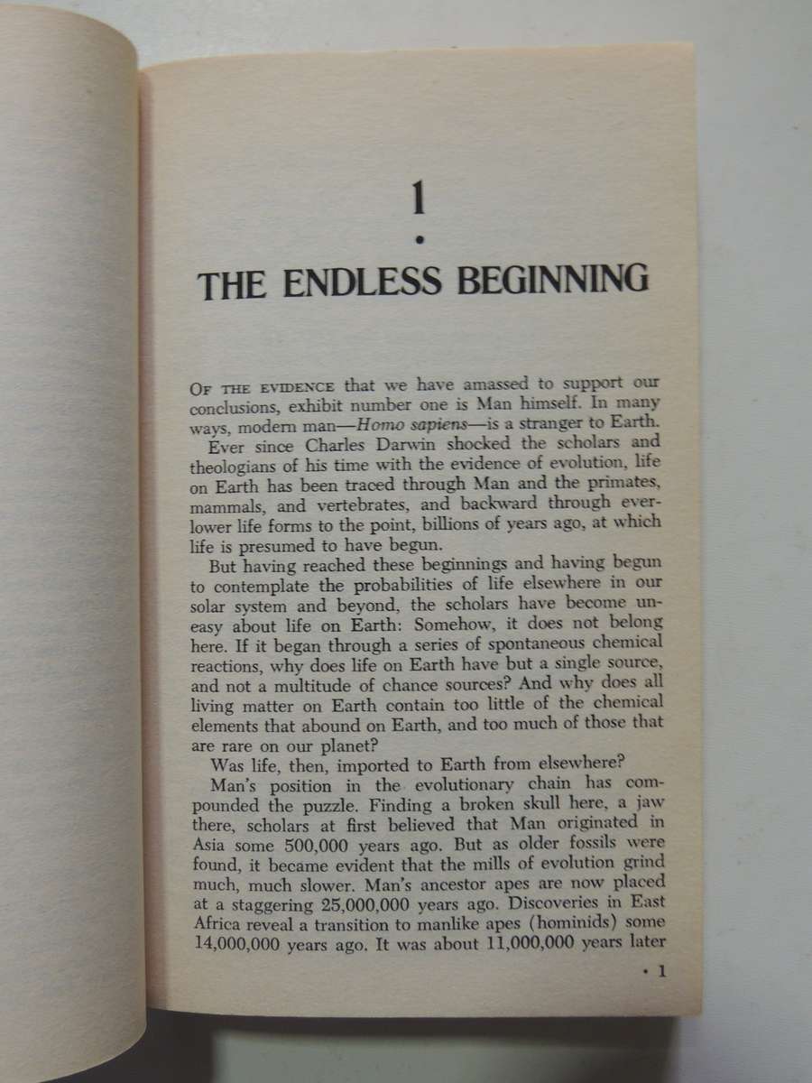 The 12th Planet,  Book 1 of The Earth Chronicles - Zecharia Sitchin