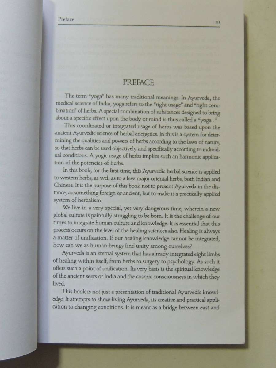 The Yoga Of Herbs: An Ayurvedic Guide To Herbal Medicine - Dr. David Frawley & Dr. Vasant Lad