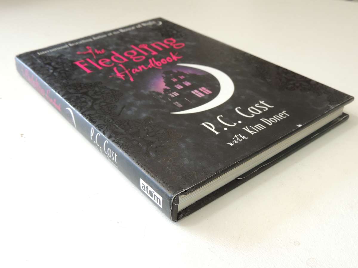 The Fledgling Handbook - P.C. Cast & Kim Doner