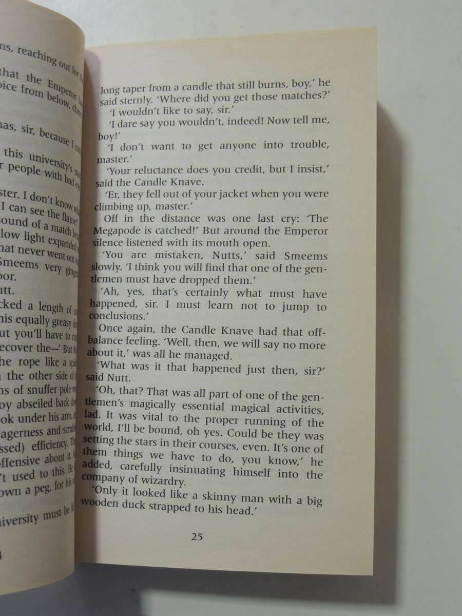 Unseen Academicals - A Discworld Novel - Terry Pratchett