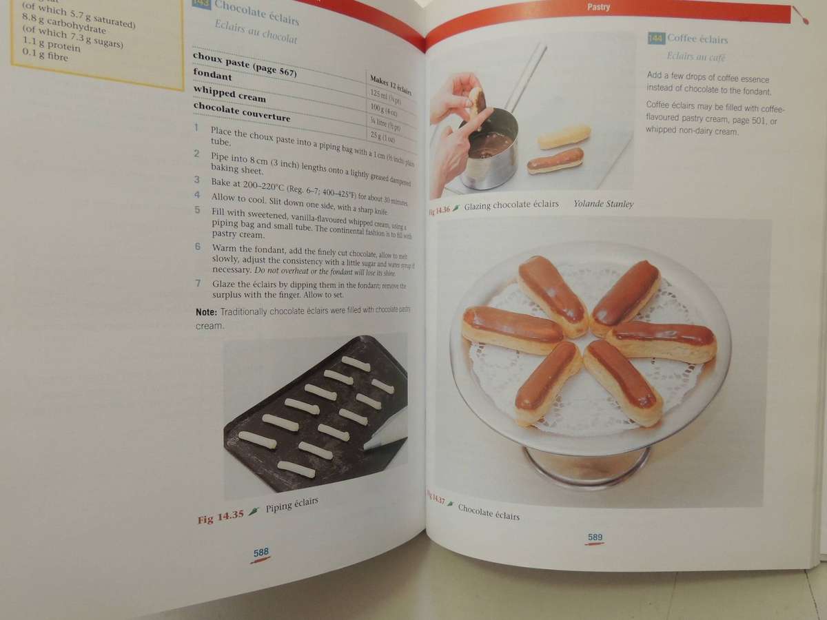 Practical Cookery (10th Edition) - Professor David Foskett, Victor Ceserani & Ronald Kinton