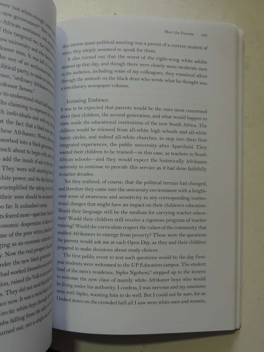 Knowledge In The Blood: Confronting Race And The Apartheid Past - Jonathan D. Jansen
