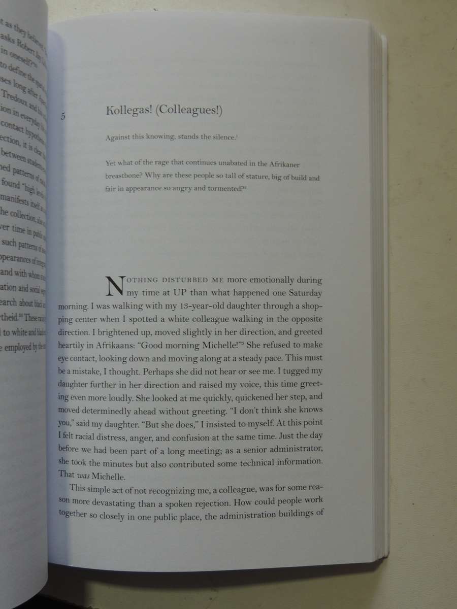 Knowledge In The Blood: Confronting Race And The Apartheid Past - Jonathan D. Jansen