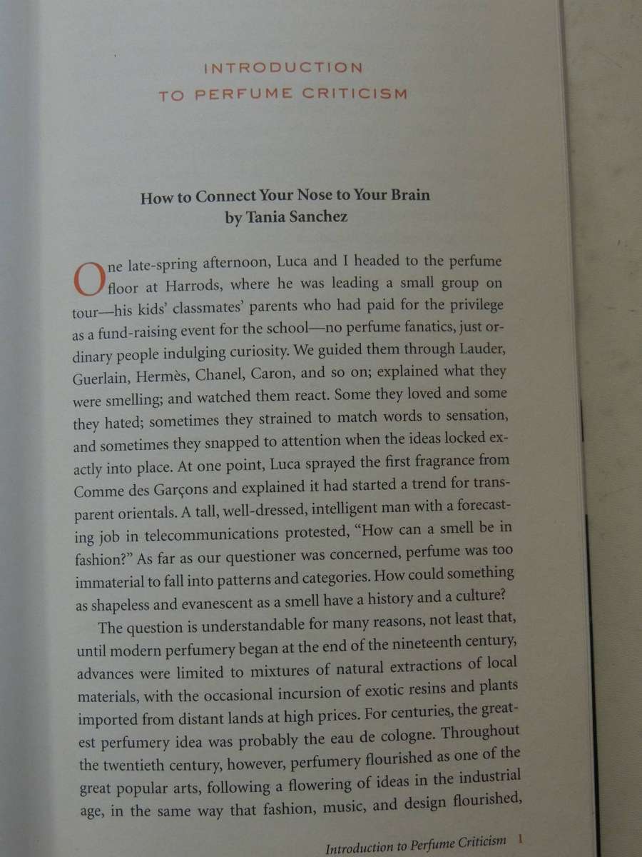 Perfumes: The Guide by Luca - Turin and Tania Sanchez  2008