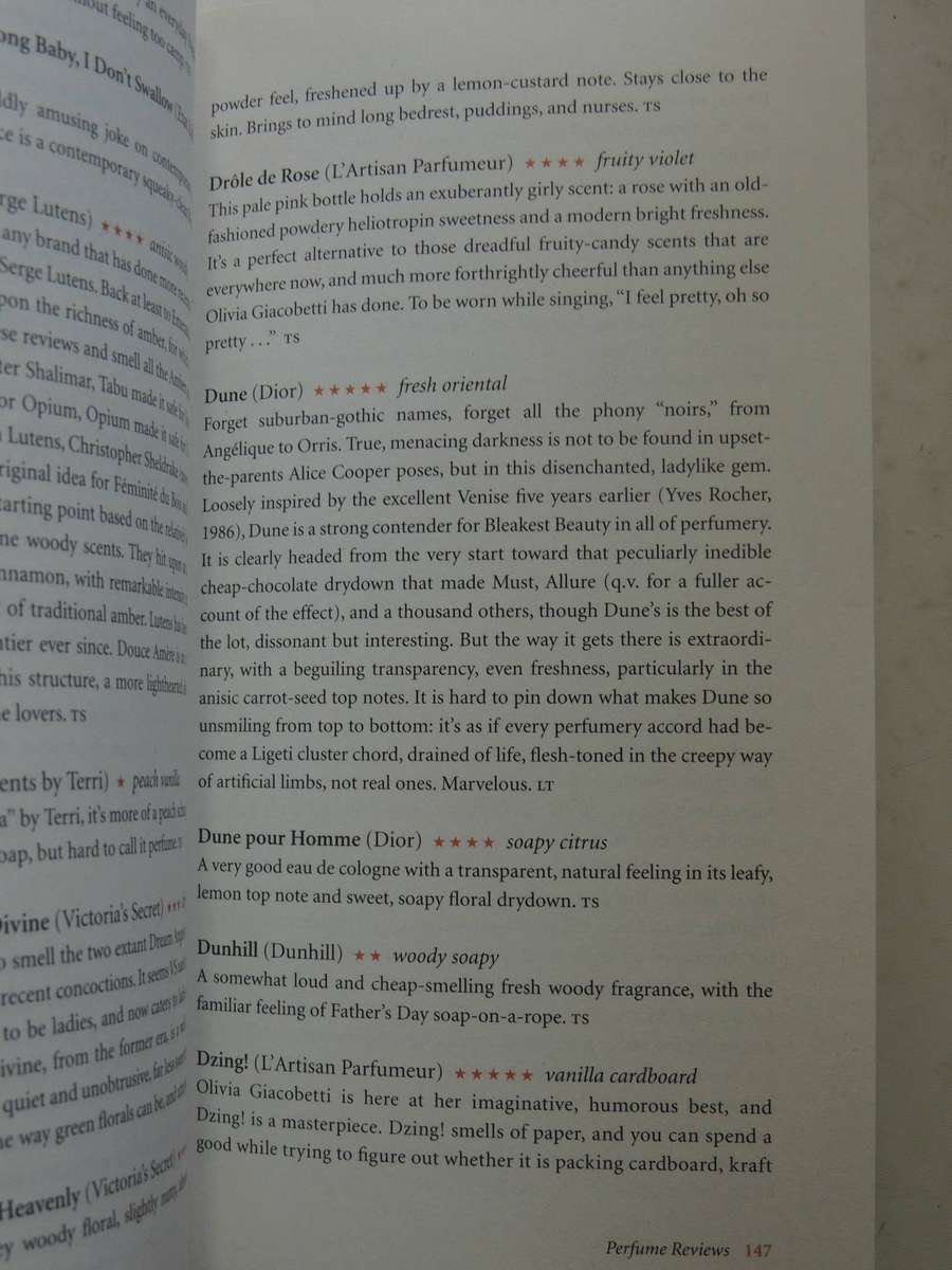 Perfumes: The Guide by Luca - Turin and Tania Sanchez  2008