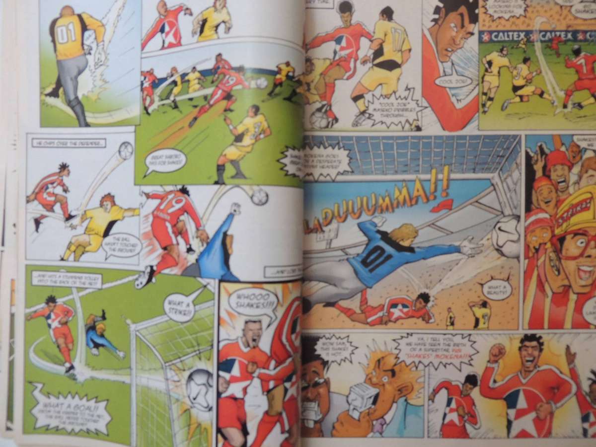 Supa Strikas (Limited Edition Collectors Series Trophy Edition)