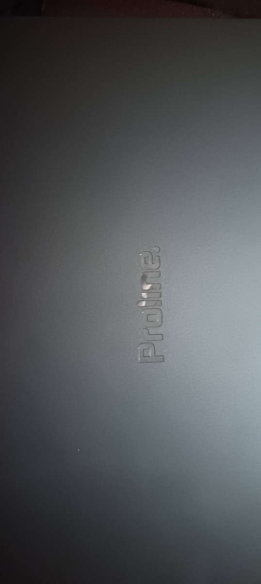 Proline Thinline Notebook V14 Ryzen 7 5700U 512GB SSD 16GB RAM Win 11 Home