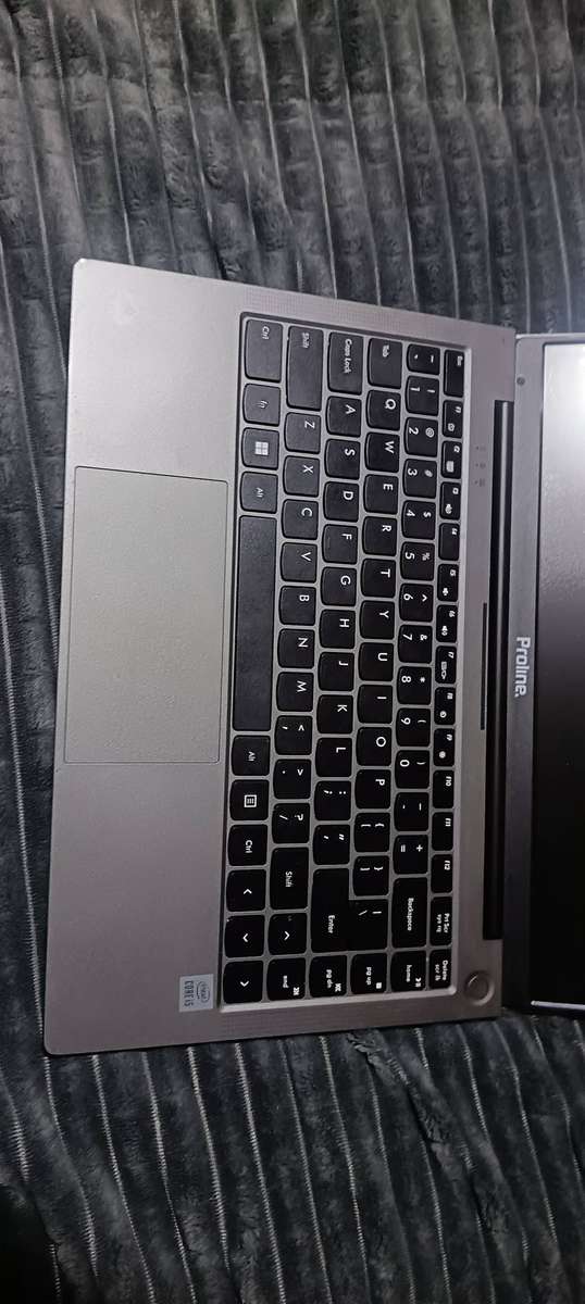 Proline Thinline V14 14.1-inch HD Laptop - Intel Core i5-1035G1 512GB SSD 16GB RAM Win 11 Home