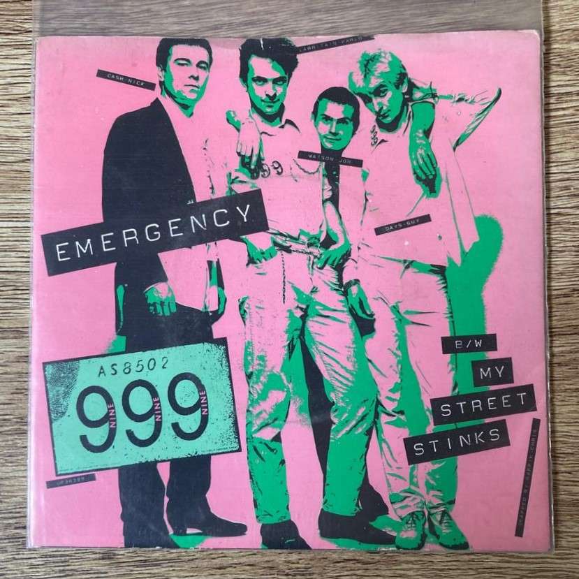 999 - Emergency 7"/single (1978 UK import) VG/VG+