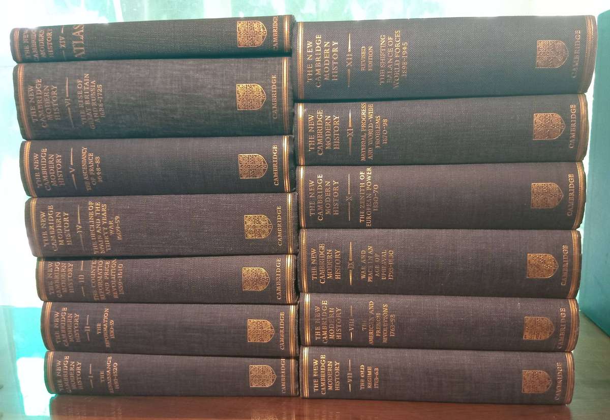 The New Cambridge Modern History (12 Vols. with Atlas)
