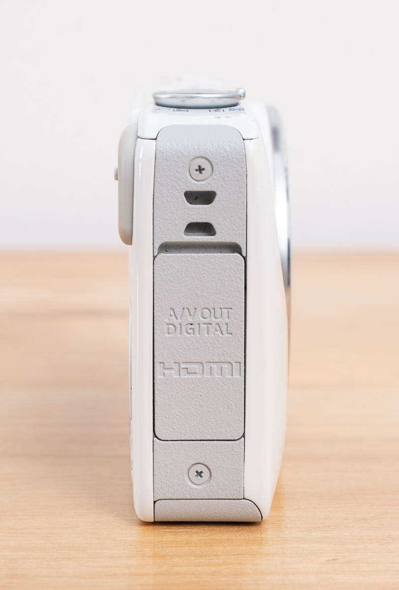 Canon SX600 HS Digital Camera 16MP *18x optical zoom* **