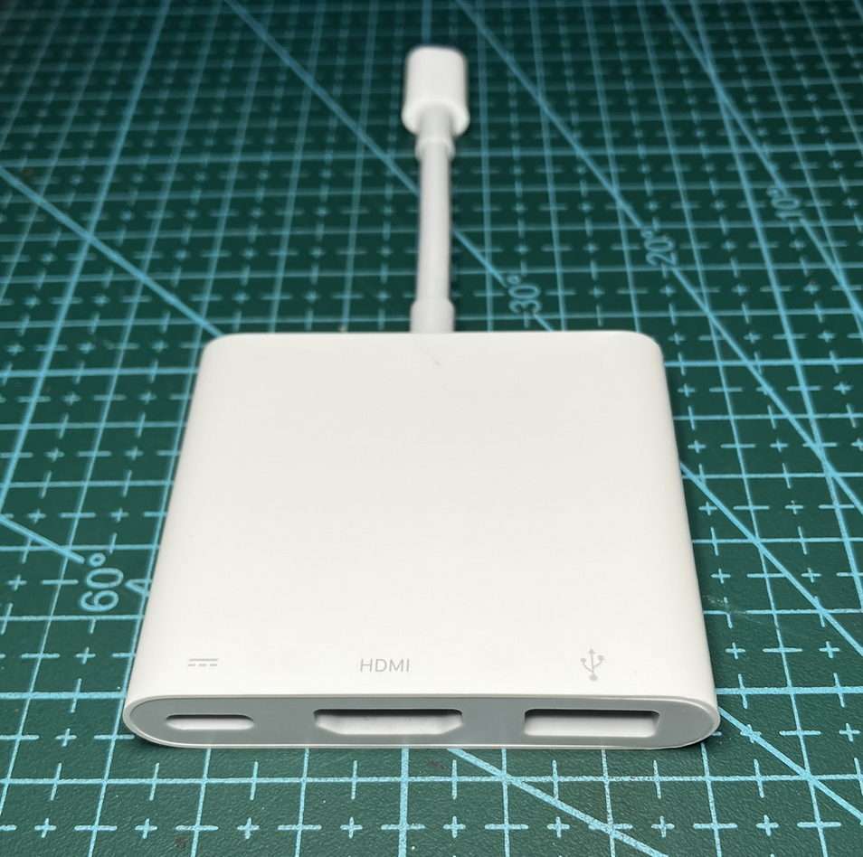 Apple USB-C Digital AV Multiport Adapter for Mac/iPhone/iPad - MW5M3ZM/A