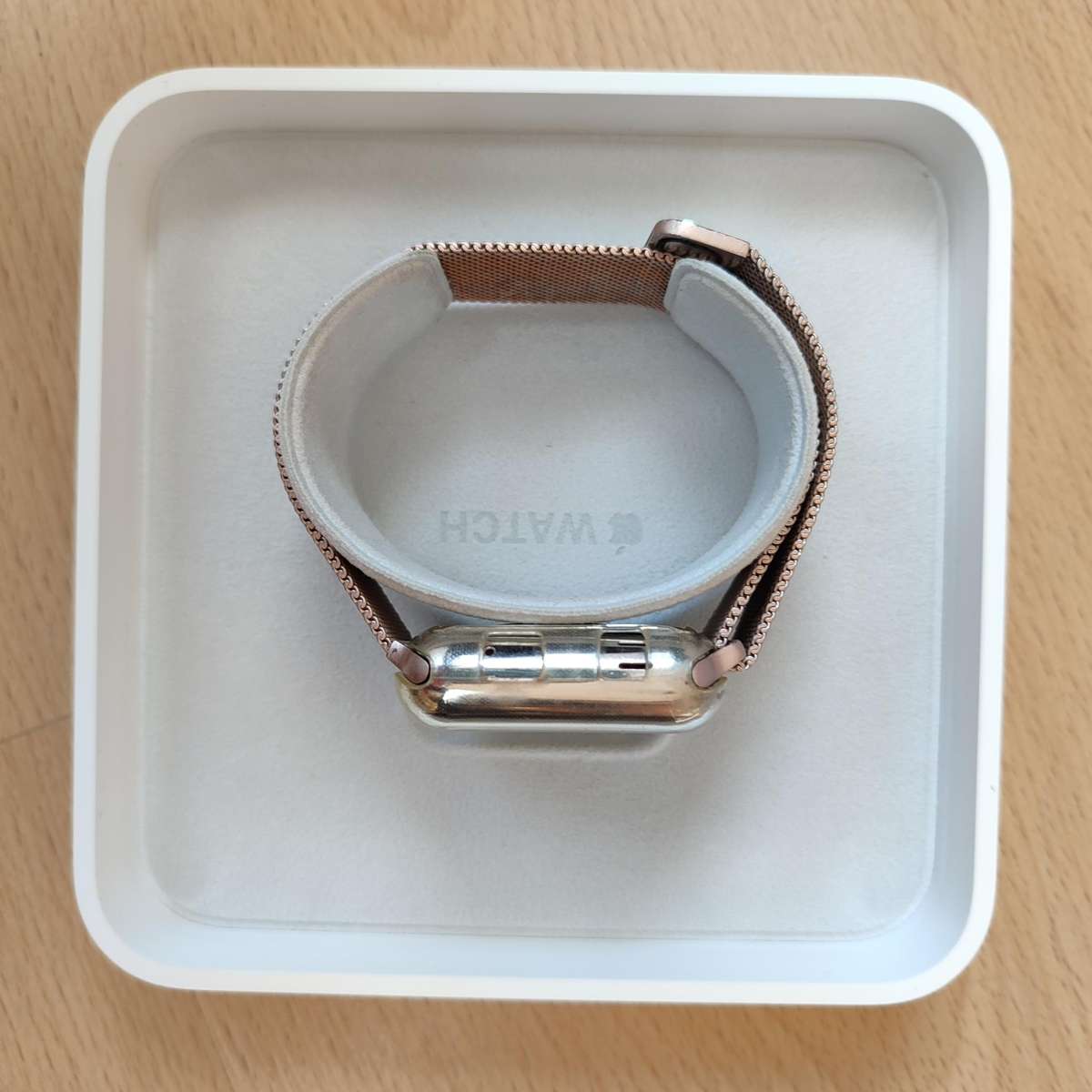 Apple series1 38mm Watch Box Set, Packaging & 2m Apple Watch Charging Cable.