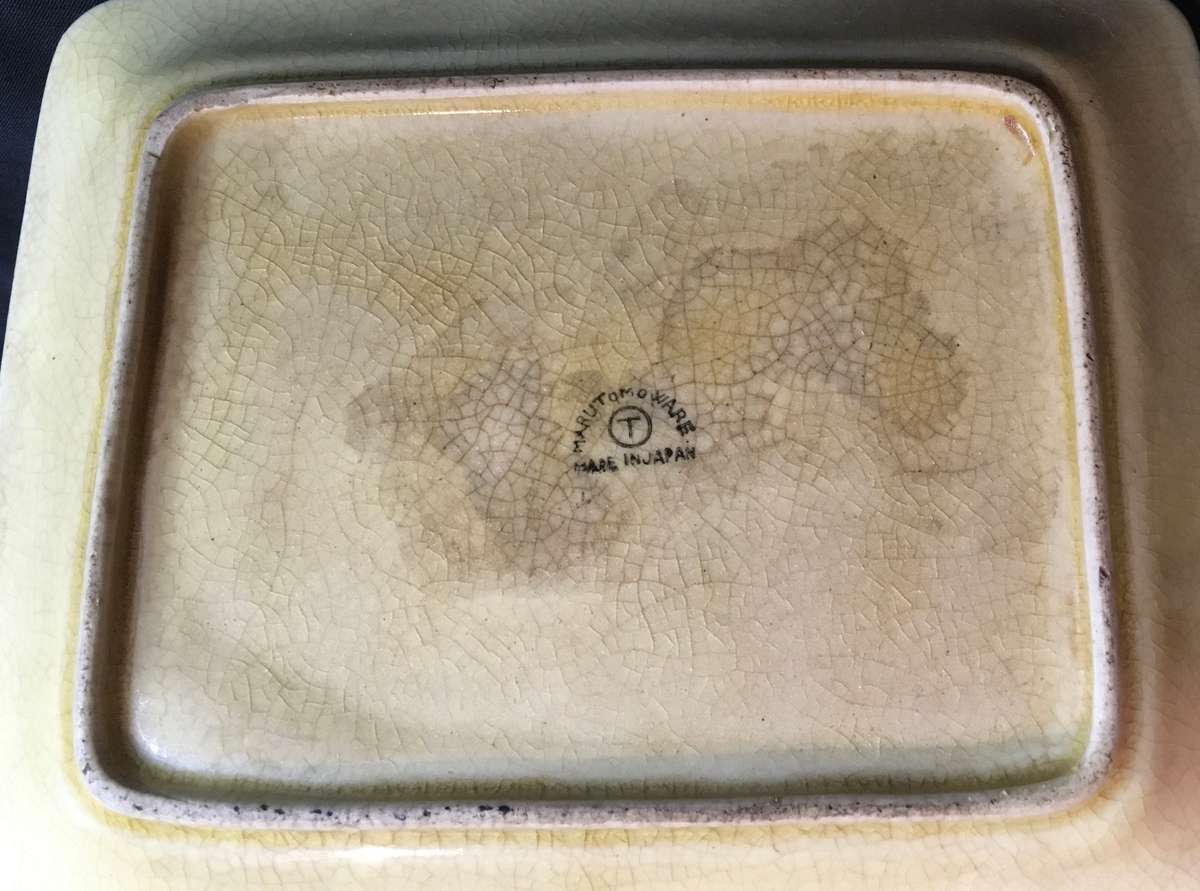 Marutomoware 1930s butter dish (Japan). Cottage house design