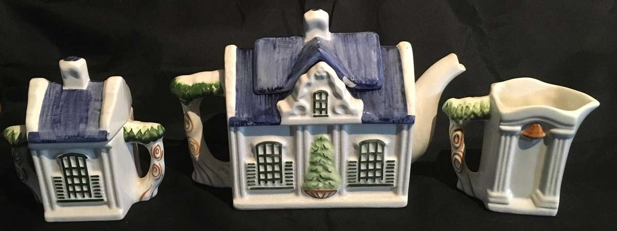 Cape Dutch house teapot with creamer and sugar bowl