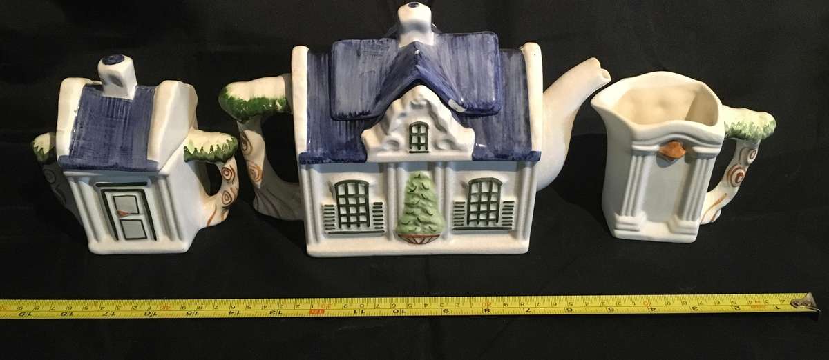 Cape Dutch house teapot with creamer and sugar bowl