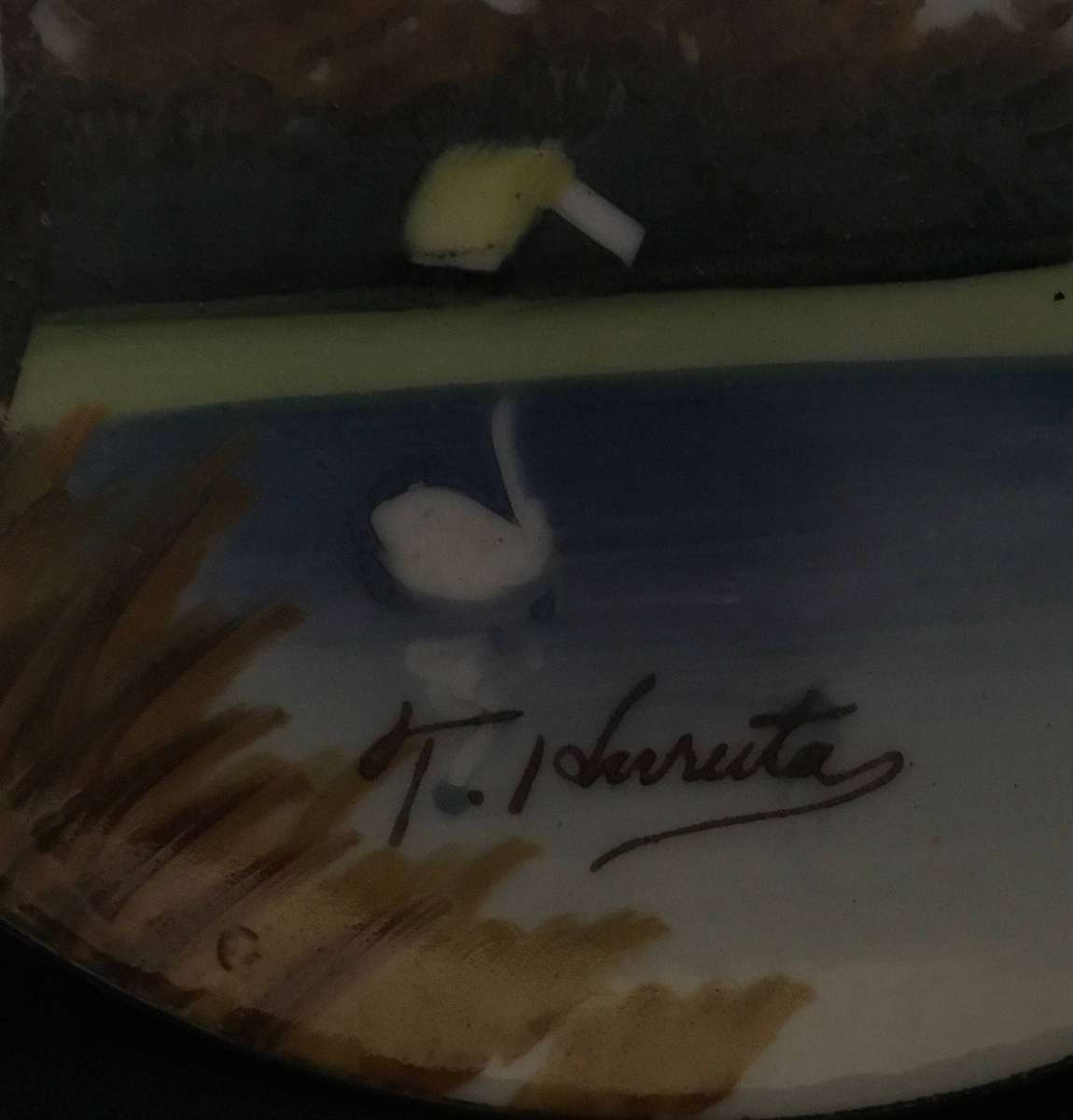 La Mode hand painted mini wall plate (10cm diameter)
