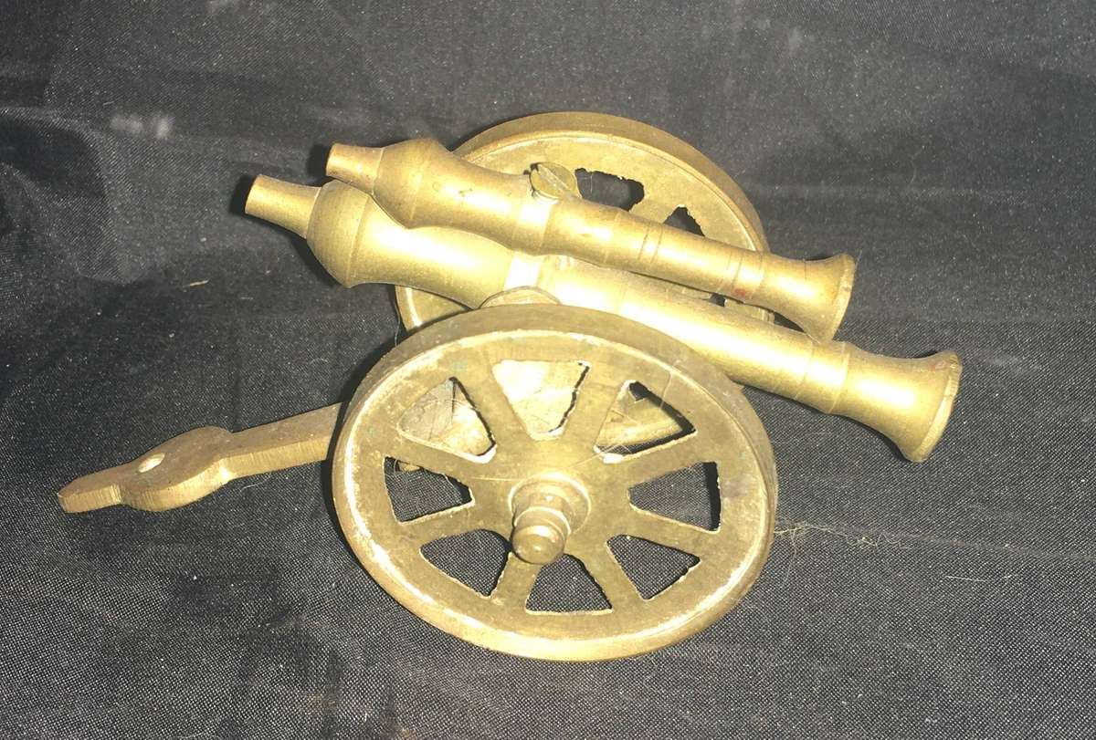Brass cannon ornament
