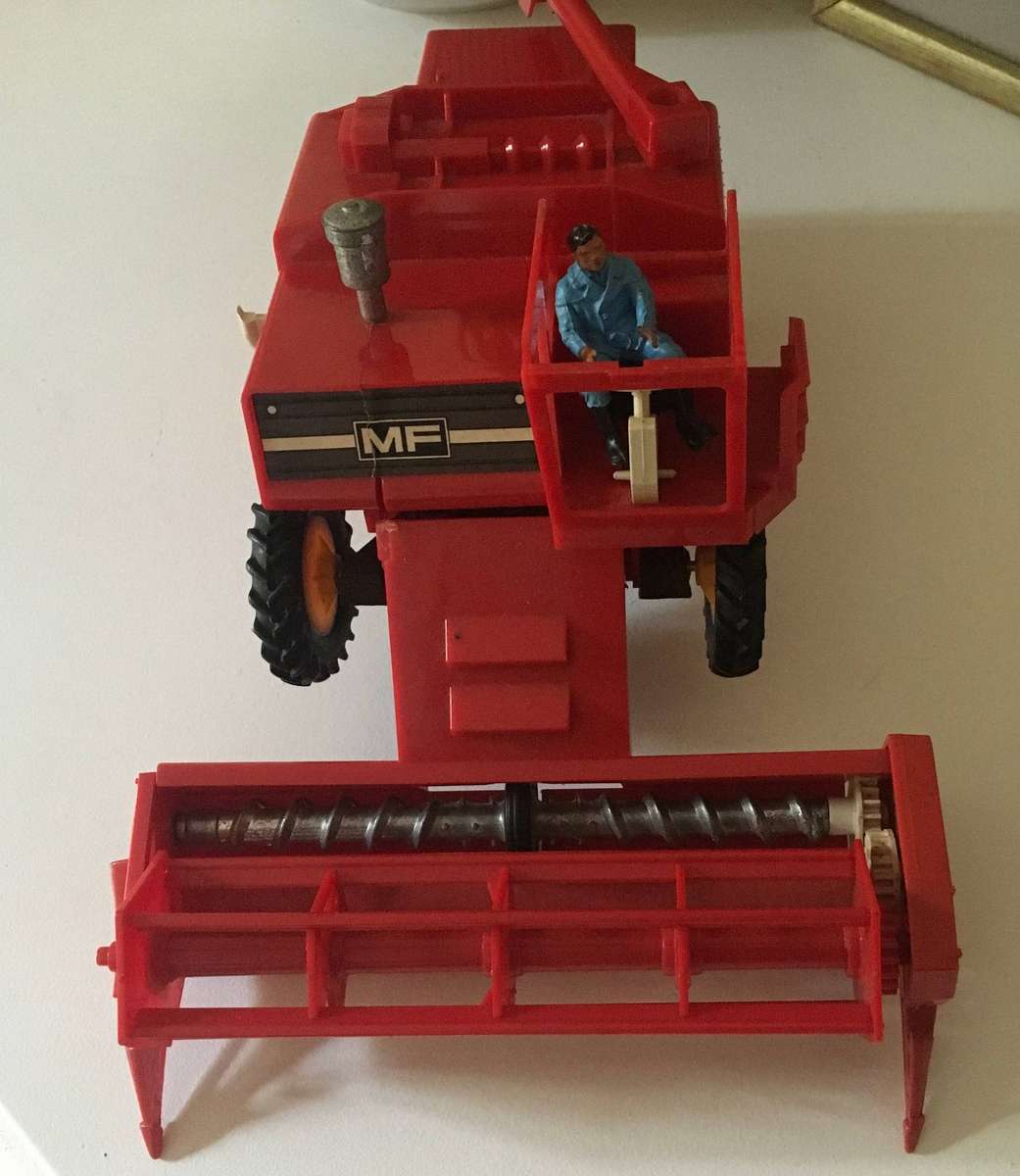 Britains Massey Ferguson Combine Harvester 1978 Vintage Diecast Toy - Rare Farming Model