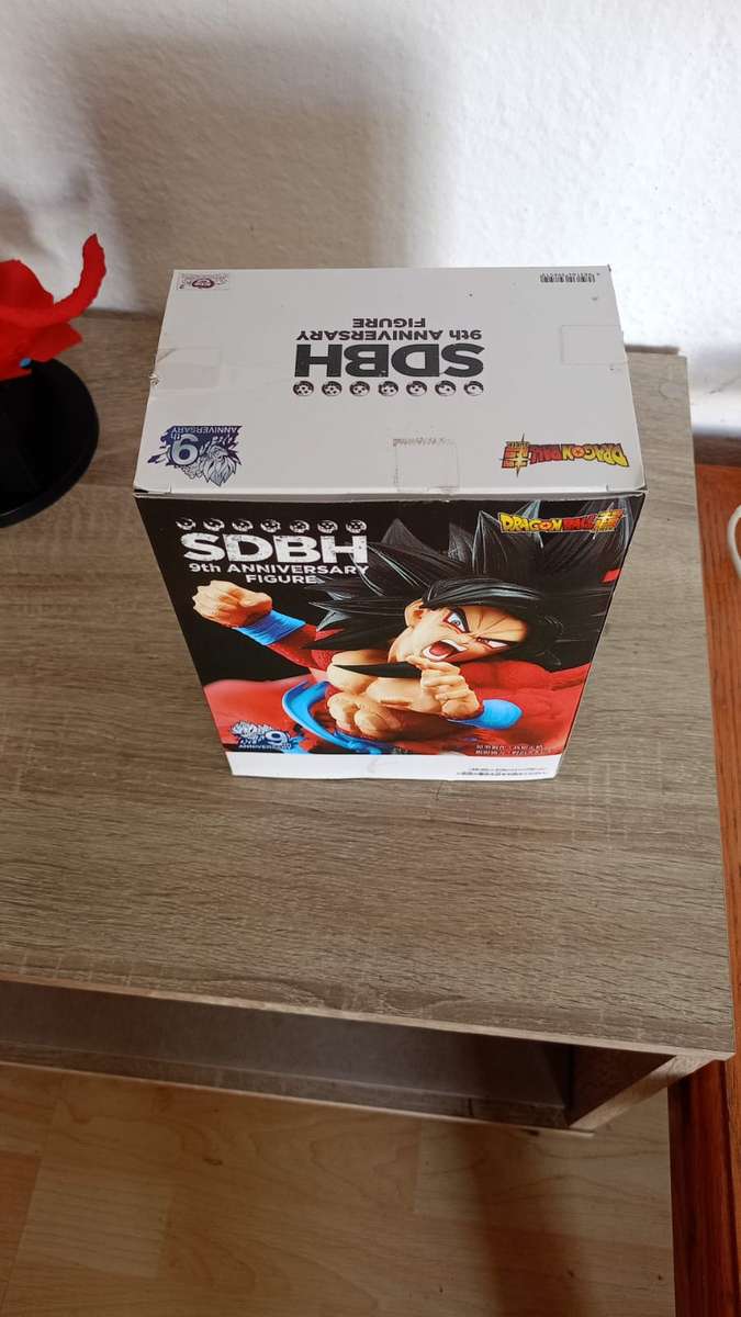 Dragonball Super SDBH SSJ4 Goku figure