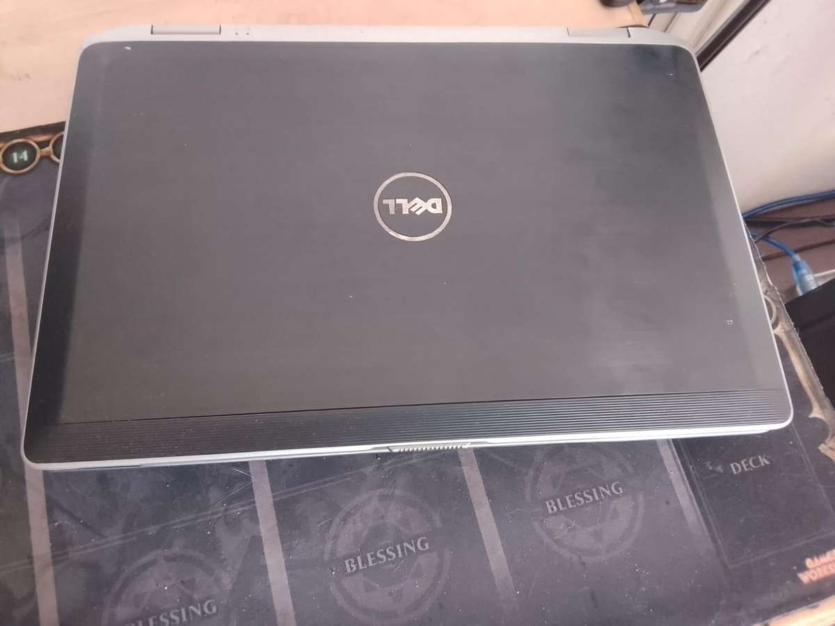 Dell latitude E6420 laptop i5