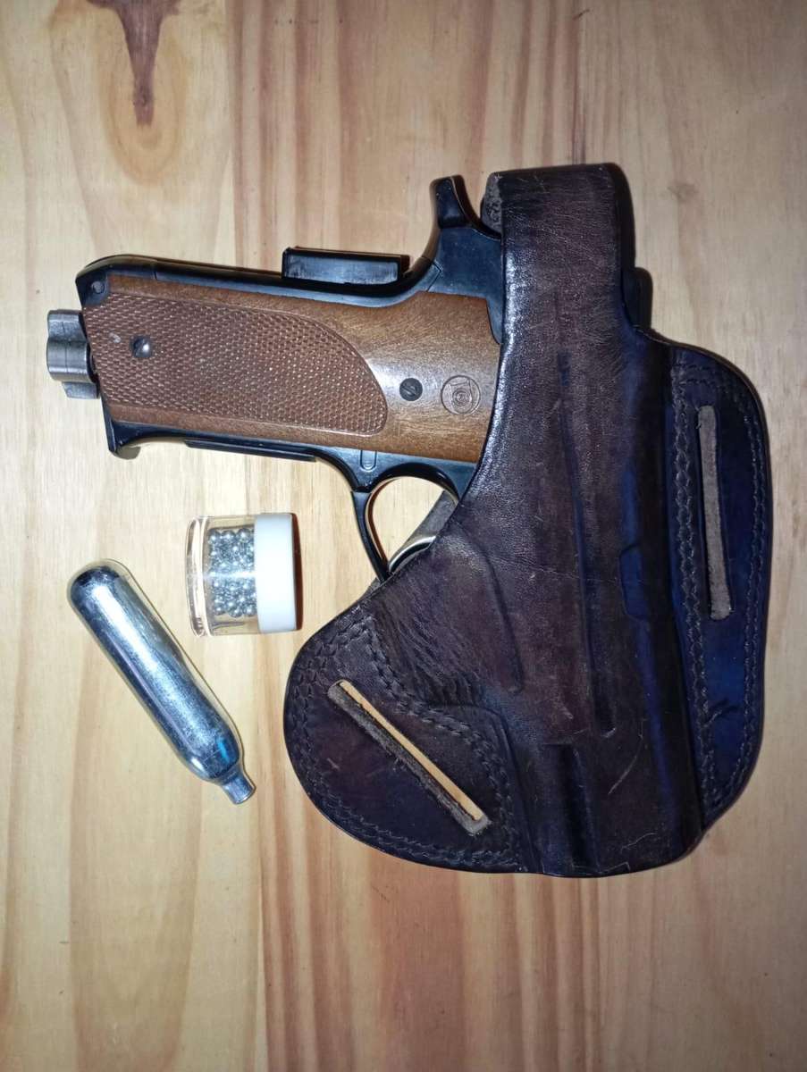 Vintage Daisy C02 Gas gun Pistol