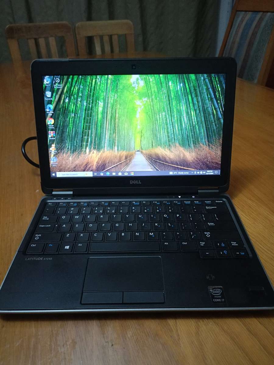 Dell latitude E7240 laptop i7