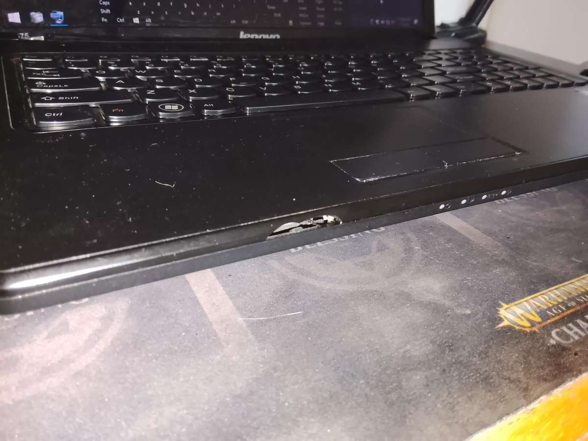Lenovo G575 AMD Radeon laptop for sale read ad