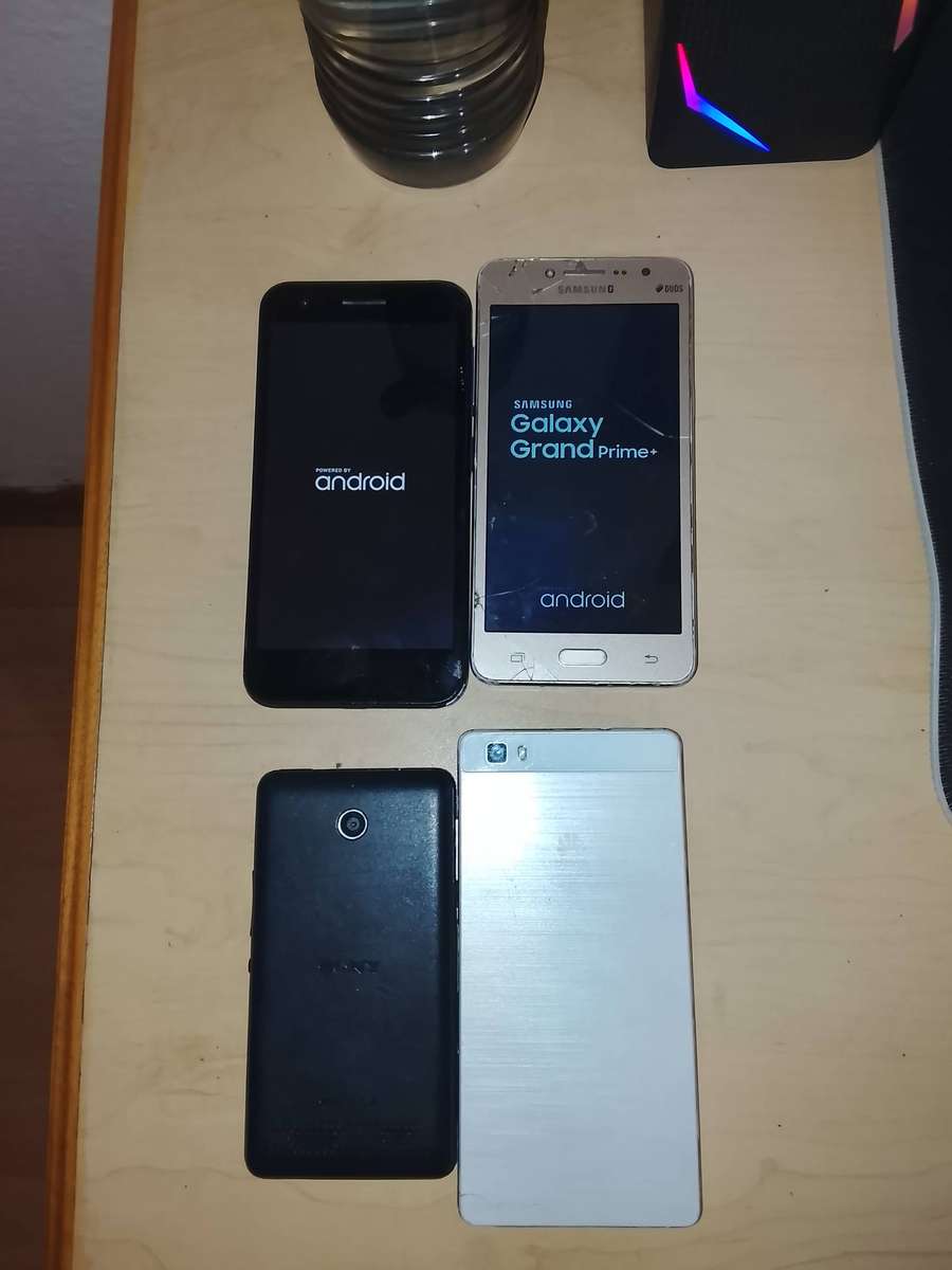 Phones  (Samsung, Huawei, Sony)
