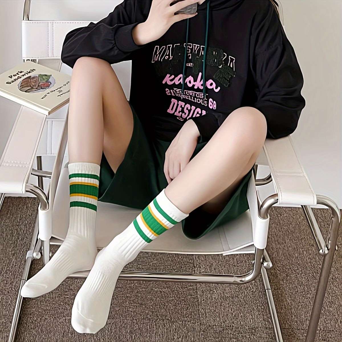 5 Pairs Of Men's Fashion Stripe Pattern Crew Socks