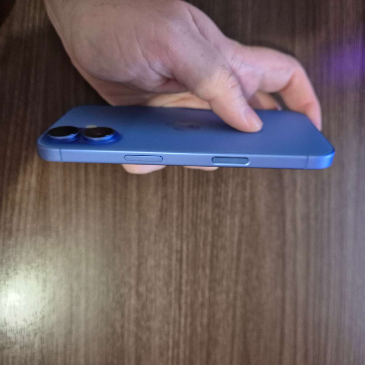 Apple iPhone 16 Ultramarine  128GB  Like New, Excellent Condition