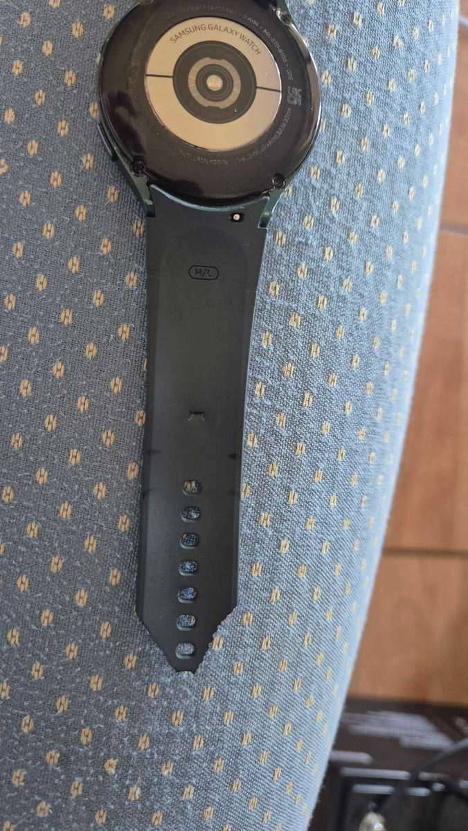 Samsung Galaxy Watch Active 4 44mm BROKEN