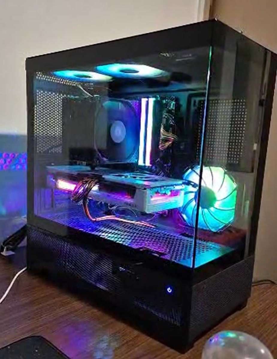 Ryzen 7 7700 | 12GB Intel Arc B580 GPU | 32GB DDR5 6000MHz | 2TB NVMe | High-Performance Gaming PC