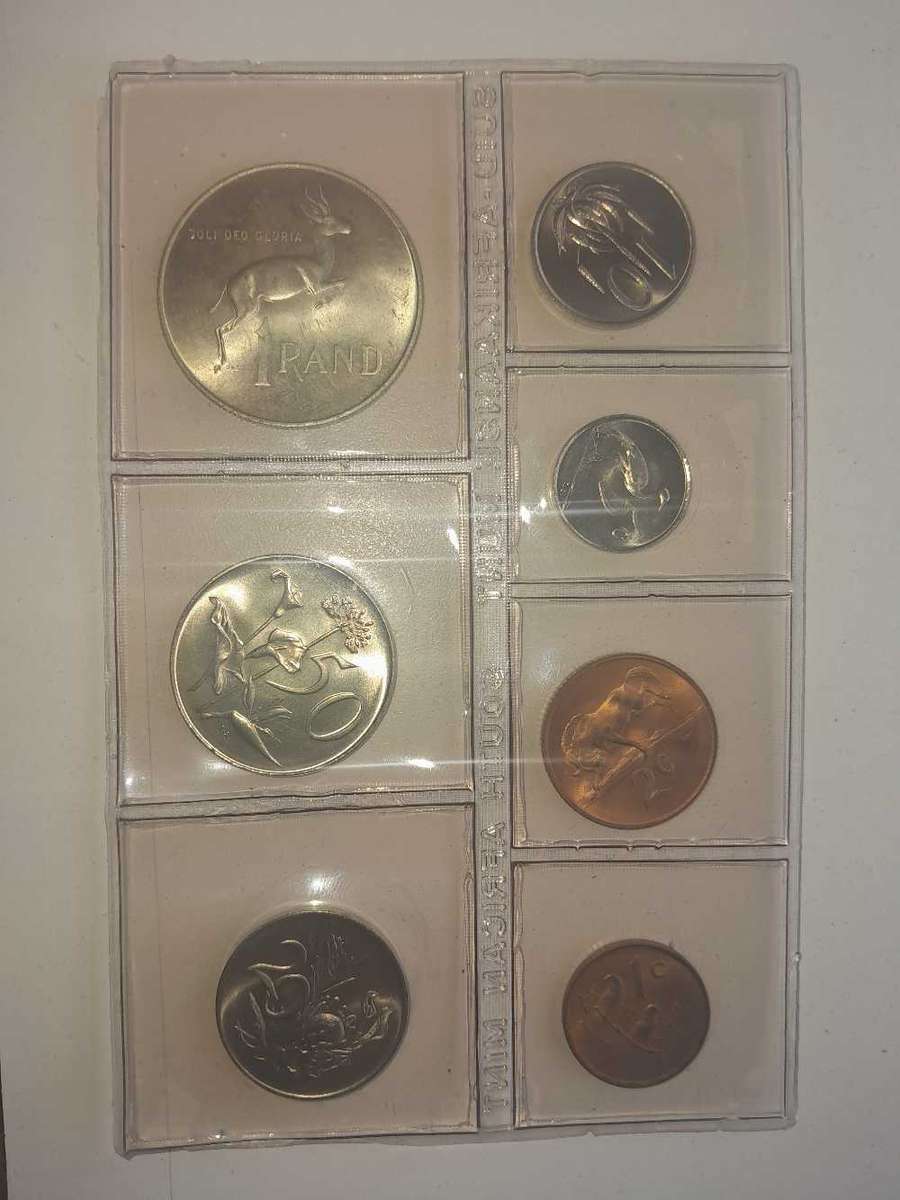 UNC SA Coins with 1Rand Sliver coins X3 ONE BID FOR ALL